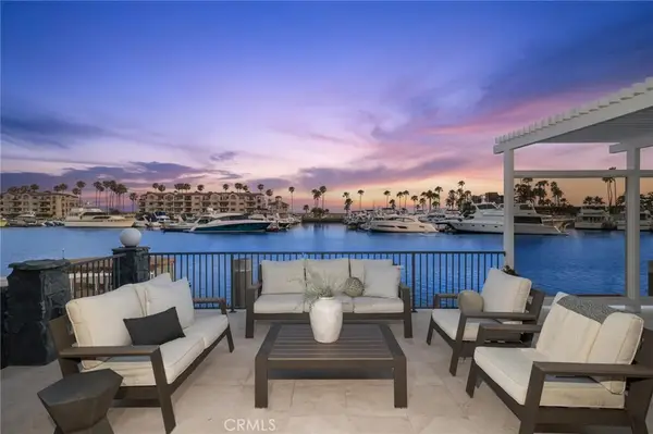 17033 Edgewater Drive, Huntington Beach, CA 92649