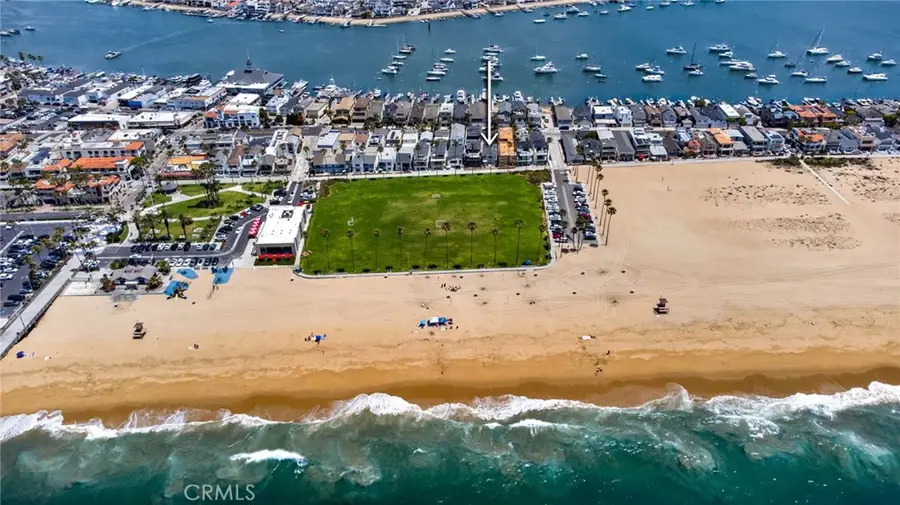 920 E Oceanfront, Newport Beach, CA 92661 - #3
