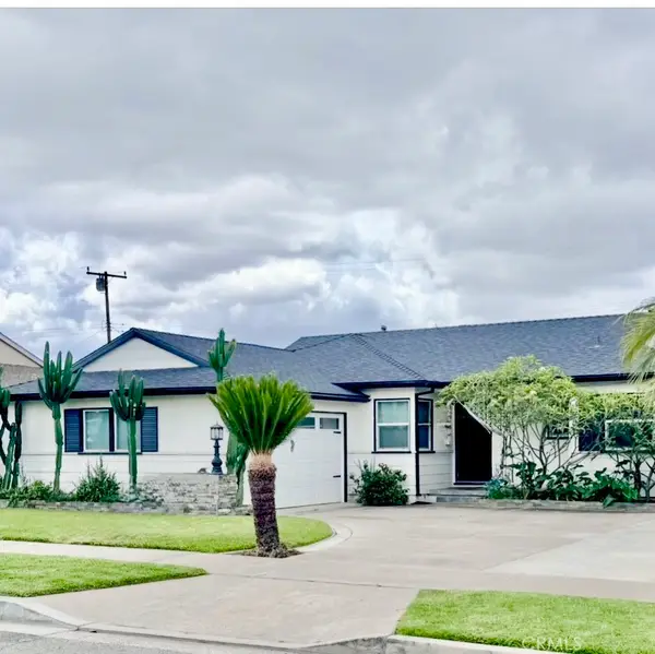 1030 E Oakmont, Orange, CA 92867