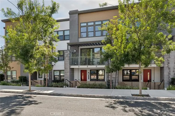825 S Grable, Orange, CA 92868