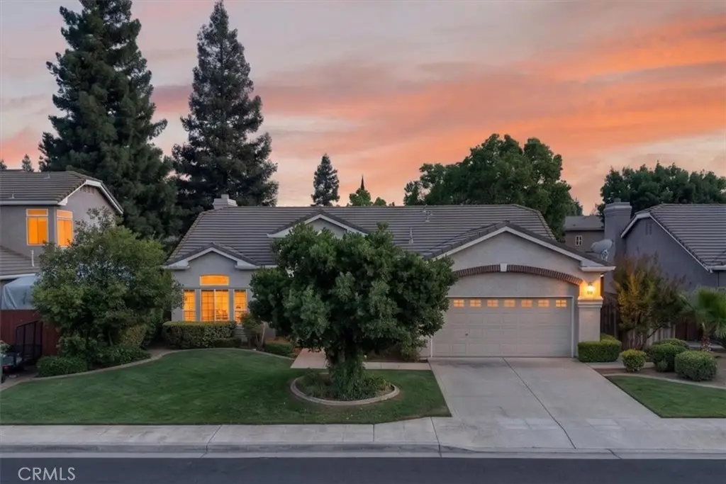 2554 Twain Ave, Clovis, CA 93611 - #1