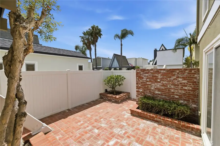 238 Walnut Street, Newport Beach, CA 92663 - #3