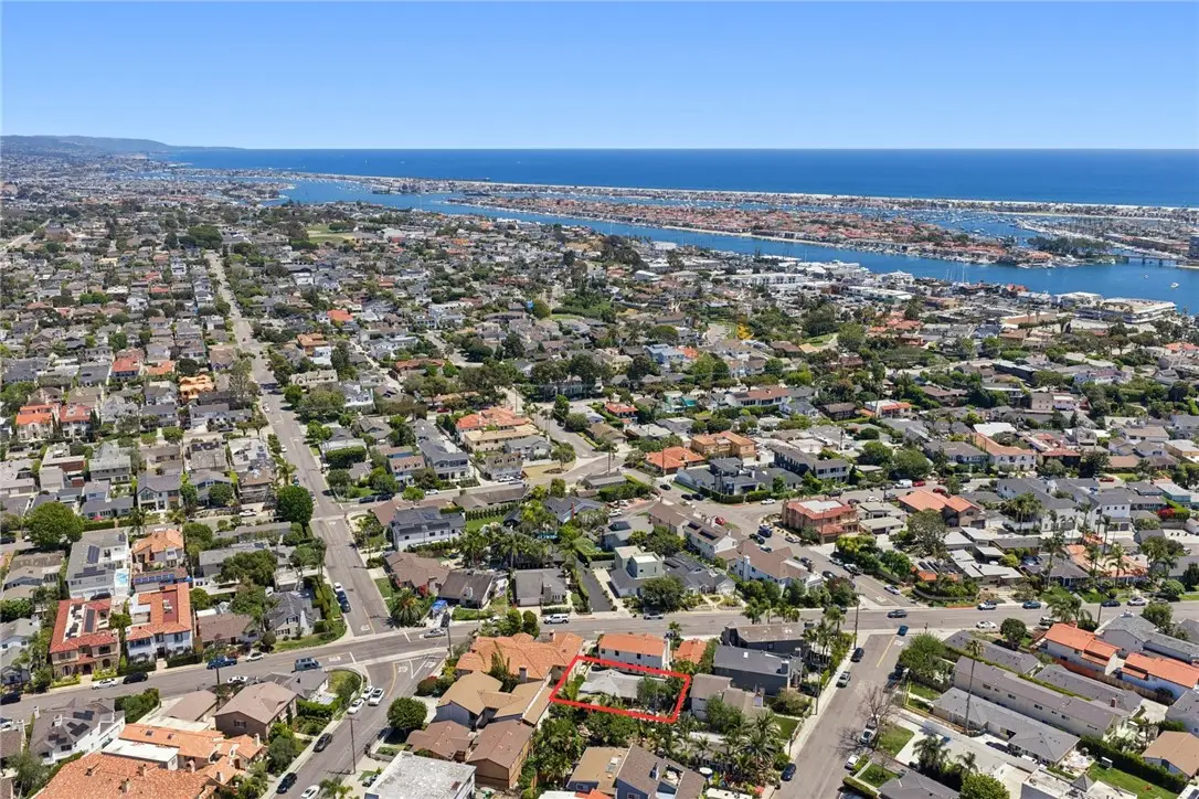 3214 Broad Street, Newport Beach, CA 92663 - #1