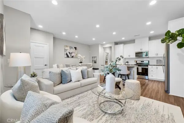 3662 E Moonlight #82, Ontario, CA 91761