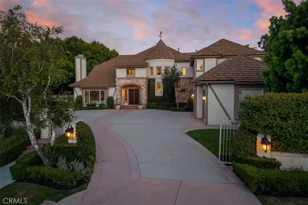 25472 Rapid Falls, Laguna Hills, CA 92653