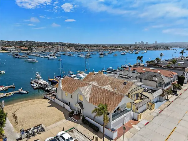1444 W Bay Avenue, Newport Beach, CA 92661