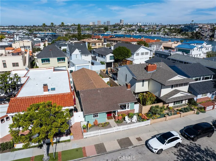 2156 E Ocean, Newport Beach, CA 92661 - #2