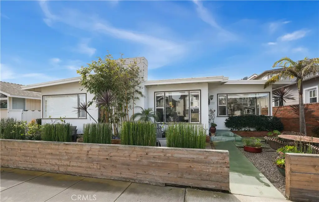 1735 E Ocean, Newport Beach, CA 92661 - #1