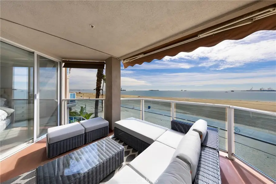 1500 E Ocean Boulevard #206, Long Beach, CA 90802 - #3