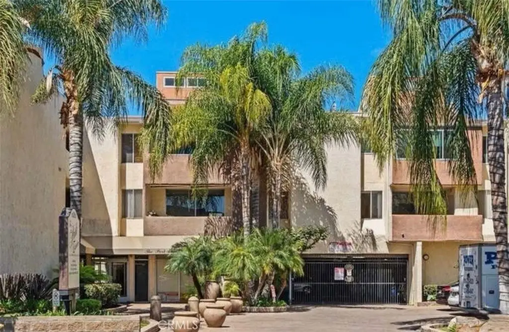 5325 Newcastle #108, Encino, CA 91316 - #1
