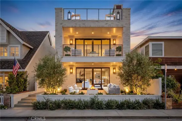 225 Diamond, Newport Beach, CA 92662