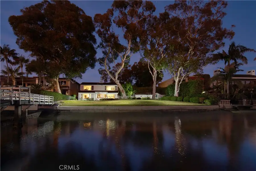 20 Harbor Island, Newport Beach, CA 92660 - #2