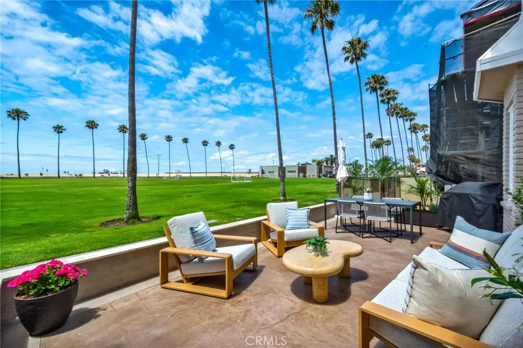 920 E Oceanfront, Newport Beach, CA 92661 - #1