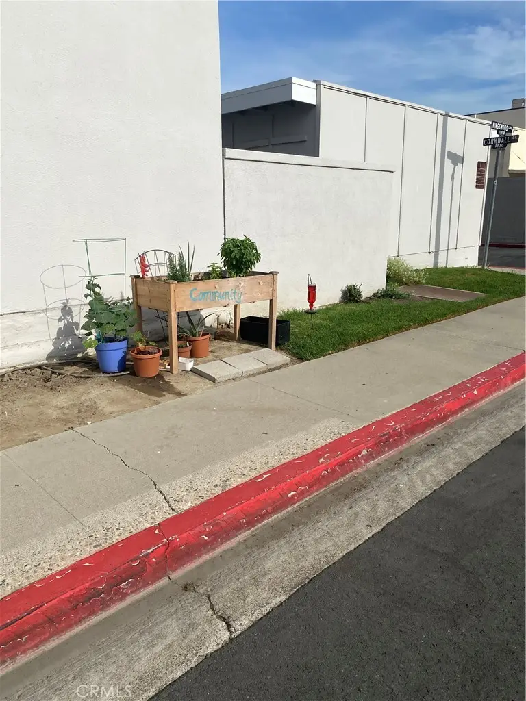 9921 Cornwall, Huntington Beach, CA 92646 - #3