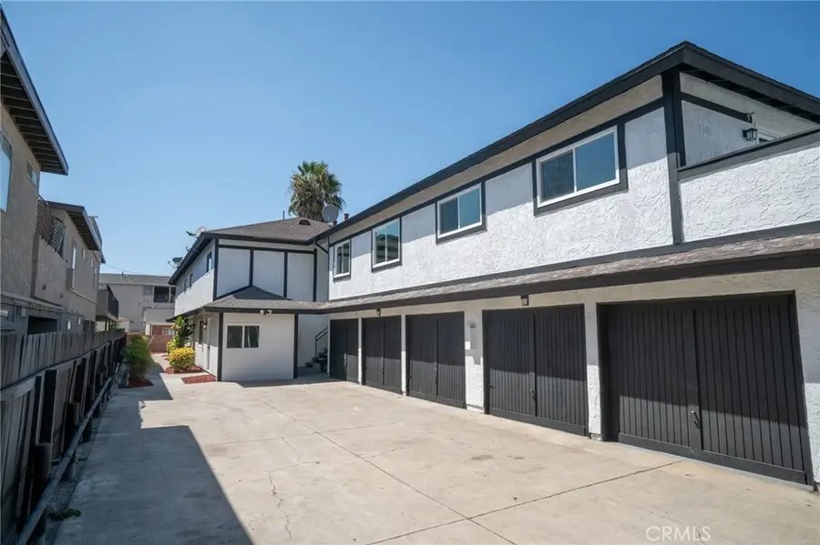810 S Flower, Santa Ana, CA 92703 - #2