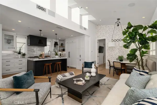 418 1/2 Larkspur, Newport Beach, CA 92625