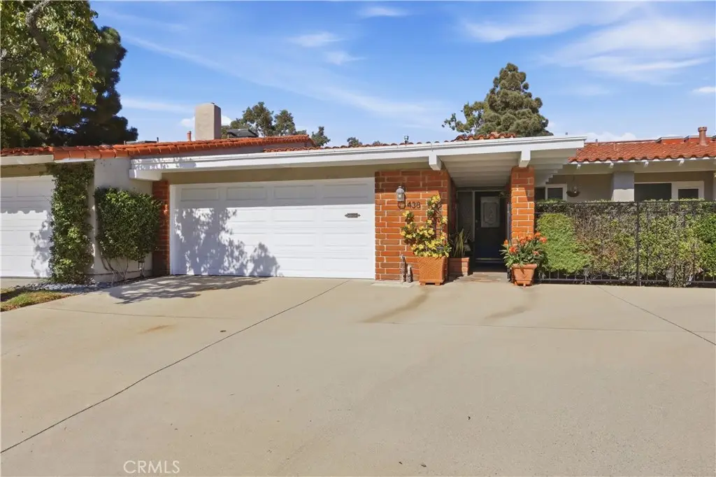 438 Vista Parada, Newport Beach, CA 92660 - #1