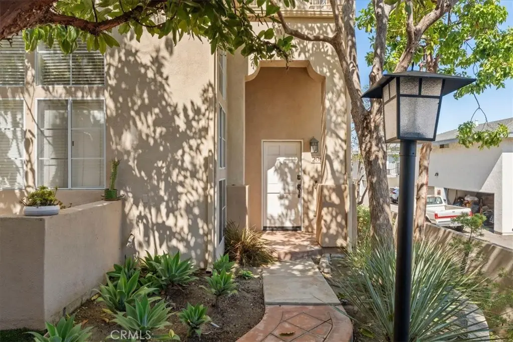 8310 Atlanta #205, Huntington Beach, CA 92646 - #1