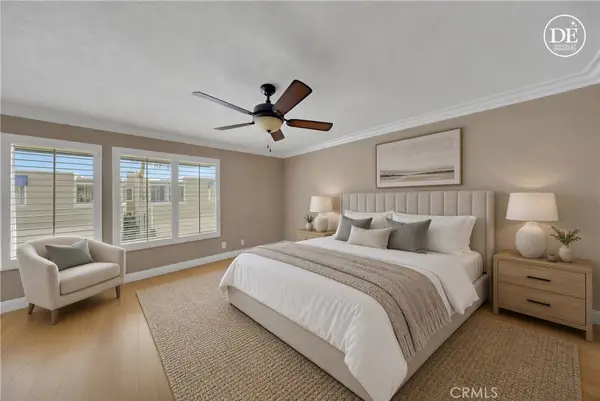 3361 Tempe, Huntington Beach, CA 92649