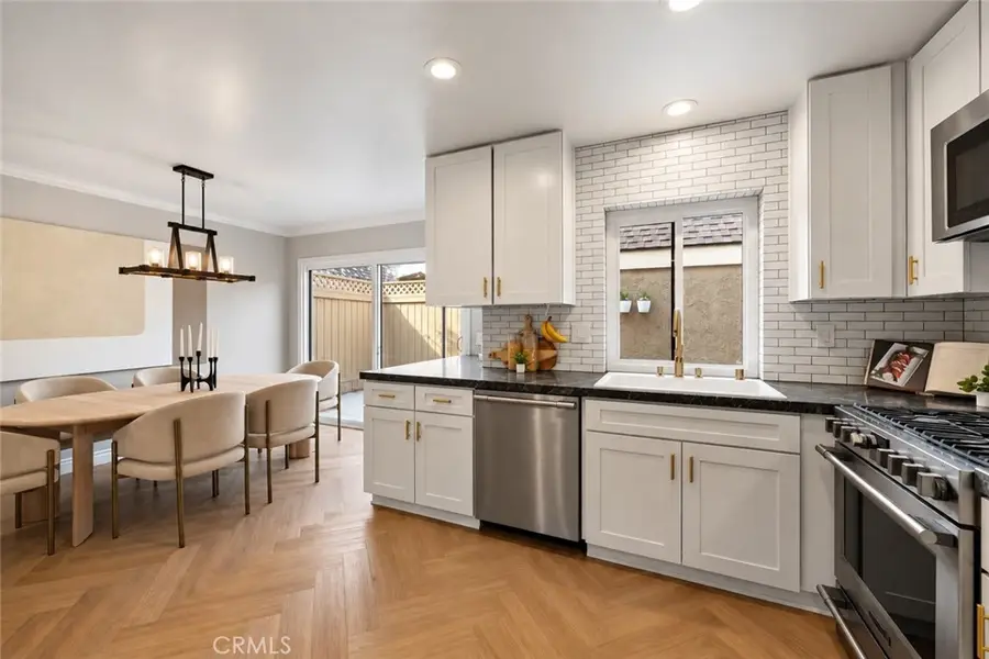34 Starfish Court #12, Newport Beach, CA 92663 - #3