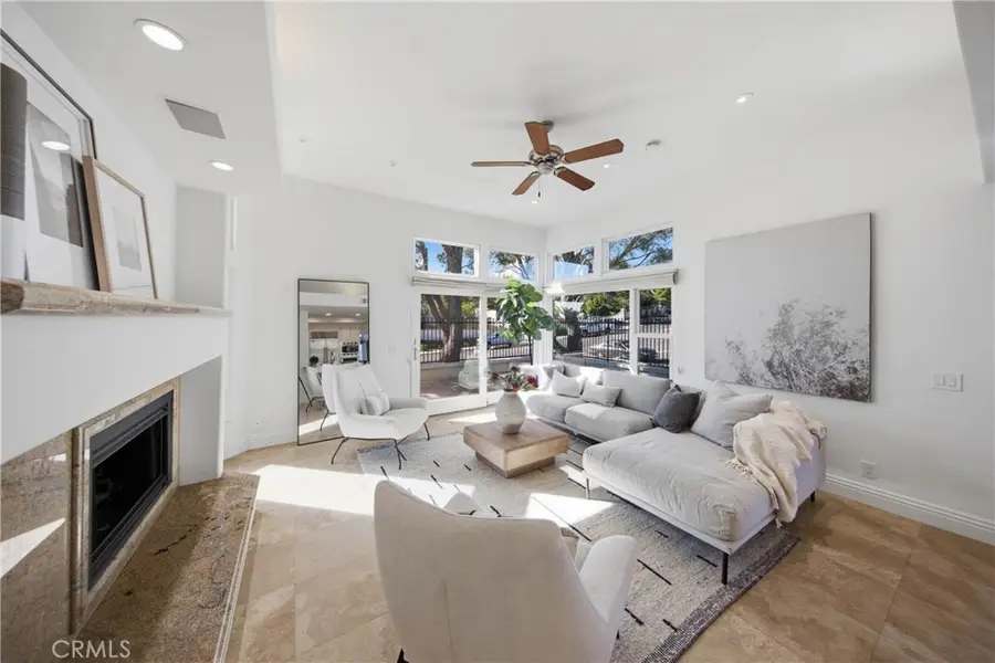 2 Vienna, Newport Beach, CA 92660 - #2
