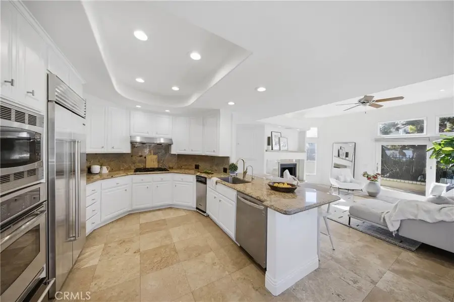 2 Vienna, Newport Beach, CA 92660 - #3