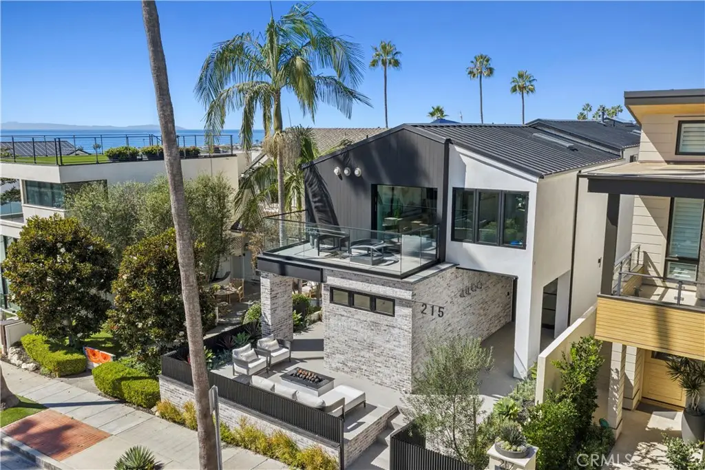 215 Goldenrod, Corona Del Mar, CA 92625 - #1