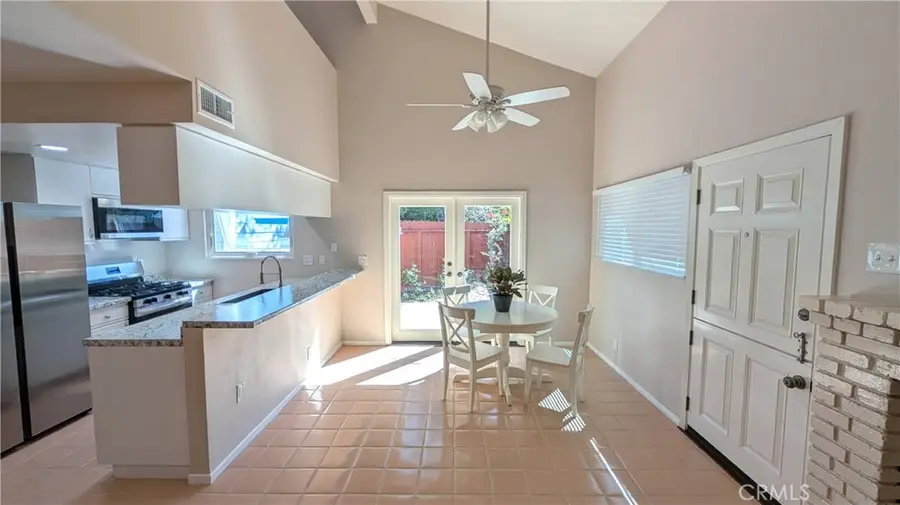 2302 Elden, Costa Mesa, CA 92627 - #2