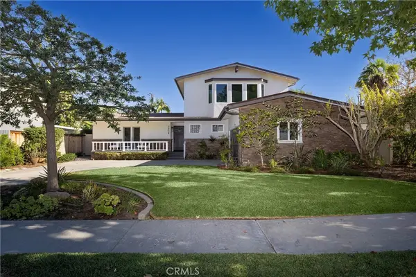 2038 Aliso Avenue, Costa Mesa, CA 92627