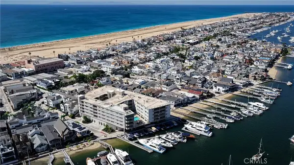 310 Fernando Street #208, Newport Beach, CA 92661