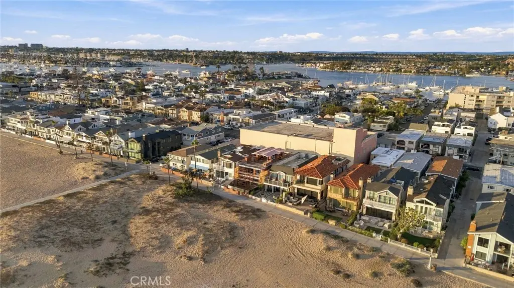 306 E Oceanfront, Newport Beach, CA 92661 - #1