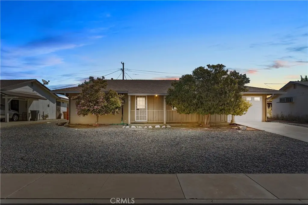 504 Pebble Beach Drive, Bakersfield, CA 93309 - #1