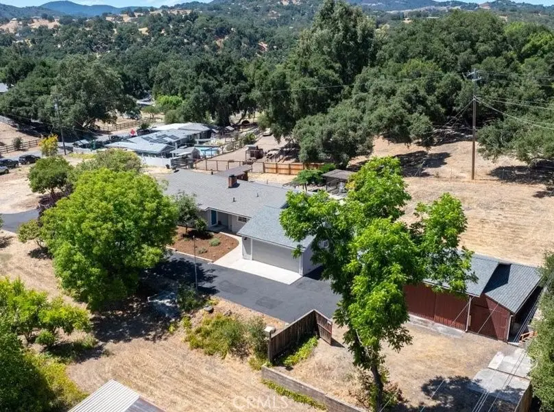 9080 Santa Lucia Road, Atascadero, CA 93422 - Image #1