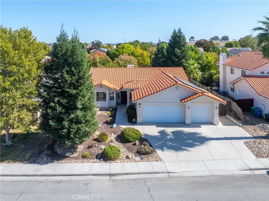 830 Sycamore Canyon Road, Paso Robles, CA 93446 - Image #2