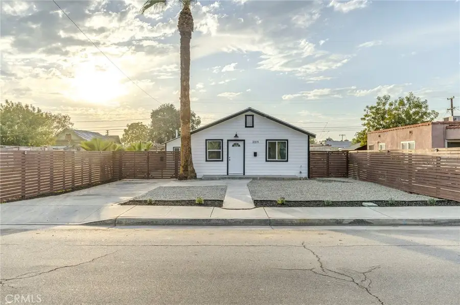 3519 Jewett, Bakersfield, CA 93301 - #3