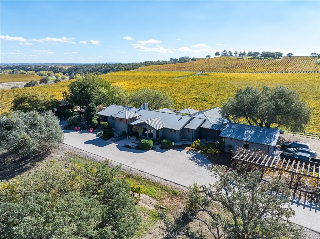 7790 Airport Road, Paso Robles, CA 93446 - Image #1