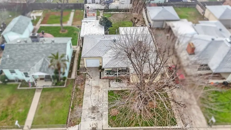 1229 Castaic Avenue, Bakersfield, CA 93308 - #2