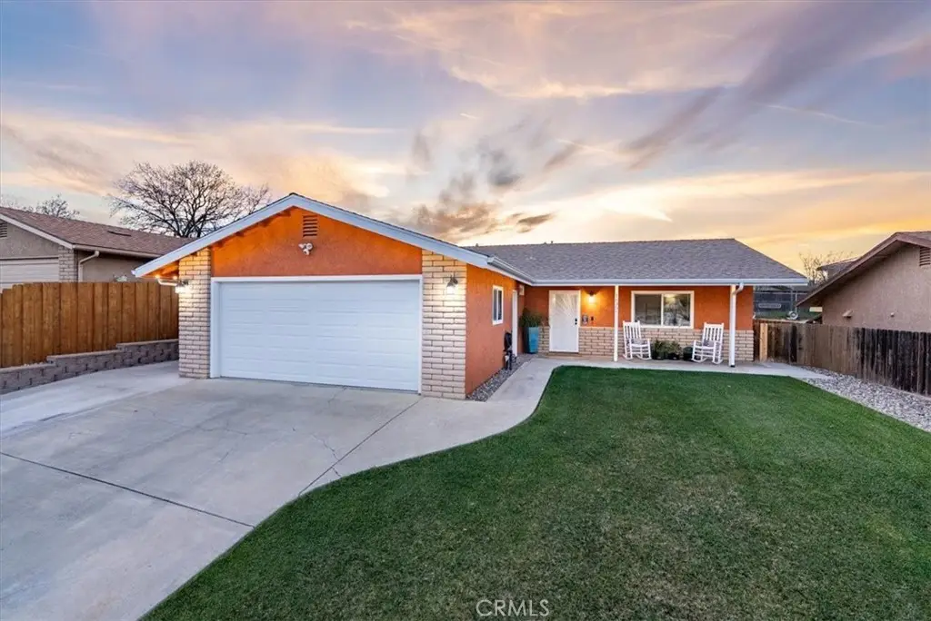 1635 Wade, Paso Robles, CA 93446 - #1