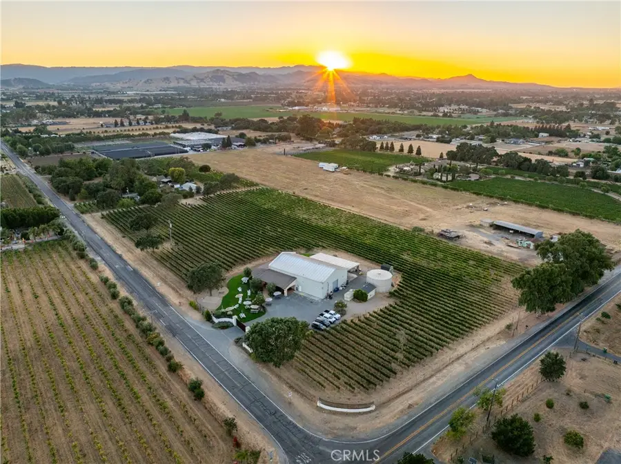 2143 Buena Vista Avenue, Gilroy, CA 95020 - #2