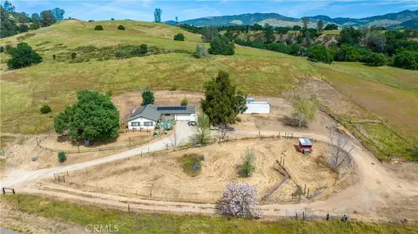 70331 Vineyard Canyon Rd., Parkfield, CA 93451