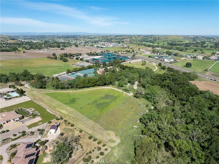 8 Championship Lane, Templeton, CA 93465 - #3
