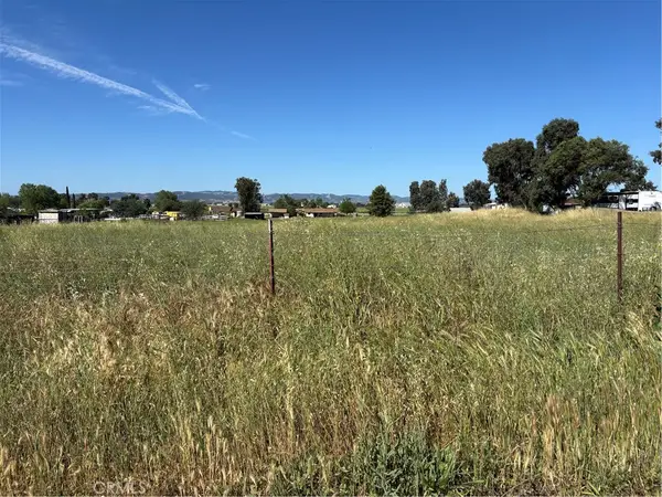 5195 Whispering Oak, Paso Robles, CA 93446