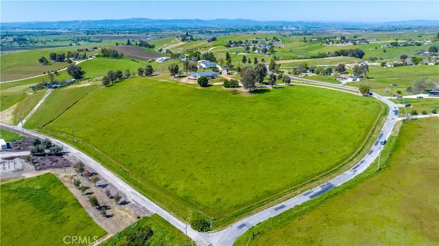 1876 Rancho Lomas Way, San Miguel, CA 93451 - #3