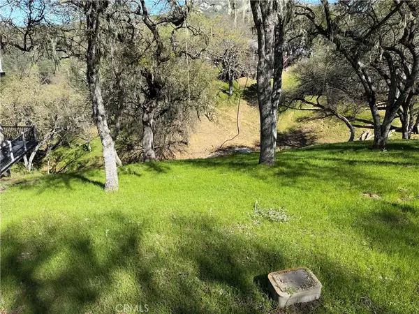 2751 Oak Shores, Bradley, CA 93426