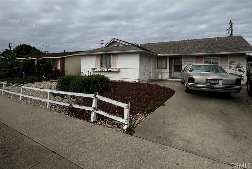 1105 N 3rd, Lompoc, CA 93436 - #1