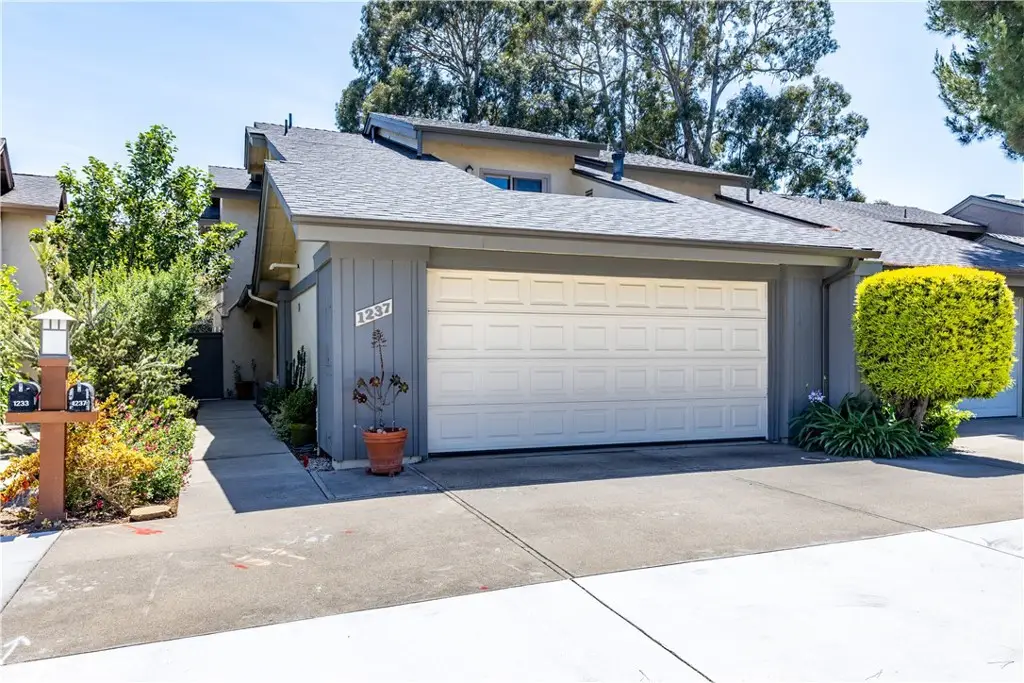 1237 Vista Del Lago, San Luis Obispo, CA 93405 - #1