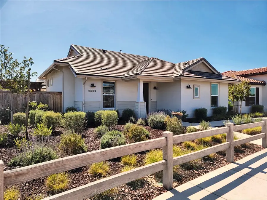 2339 Clubhouse Drive, Paso Robles, CA 93446 - #2