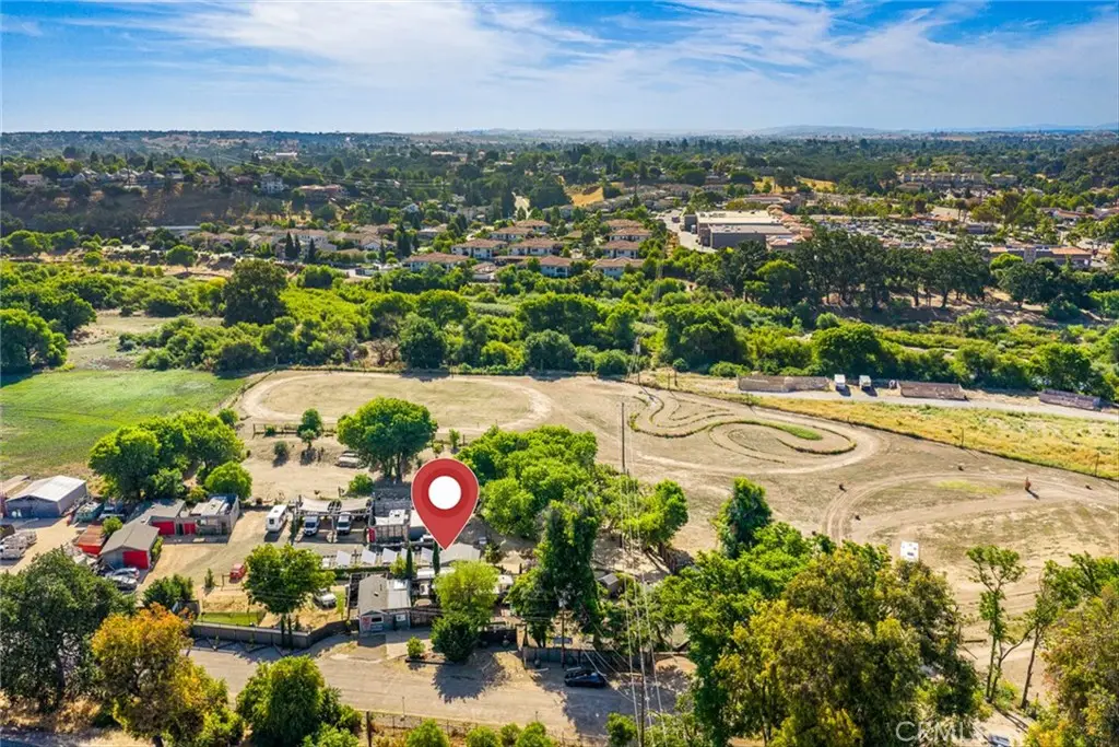 390 Paso Robles, Paso Robles, CA 93446 - #1