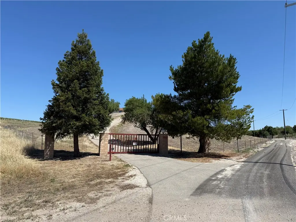 1640 Valley Quail, Paso Robles, CA 93446 - #1