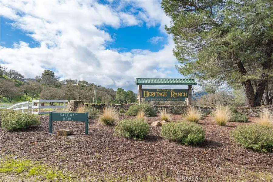 2726 Bridle Trail Lane, Paso Robles, CA 93446 - #2